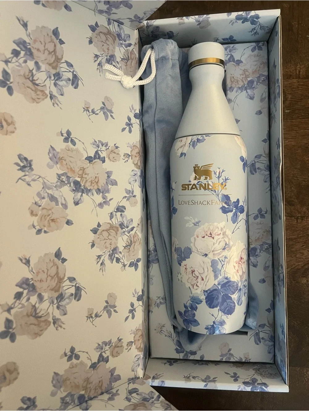 Stanley x LoveShackFancy Floral Slim Bottle - Picture 2 of 5